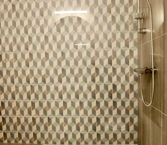 Royal De La Apartment