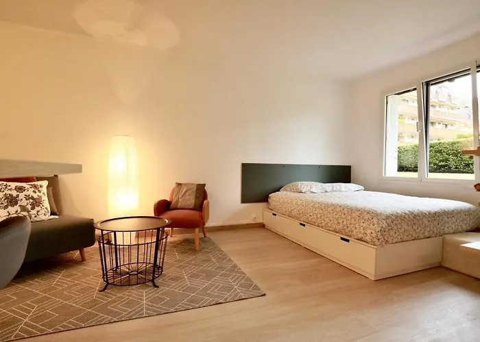 Royal De La Apartment *